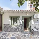 Lemon Trees & דירה *