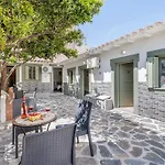 Lemon Trees & דירה *