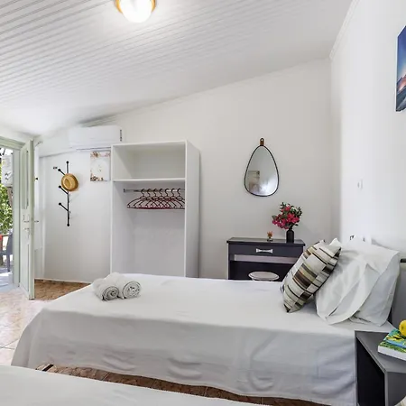 Apartment Lemon Trees & Skopelos Town