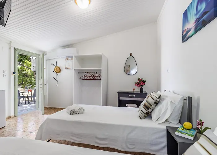 Apartment Lemon Trees & Skopelos Town